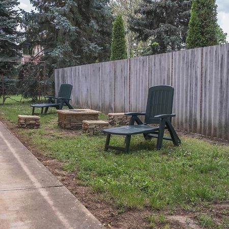 Olajos Apartman Hotel Berekfurdo Luaran gambar