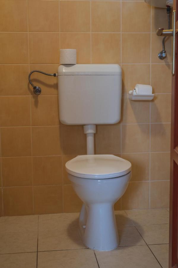 Olajos Apartman Hotel Berekfurdo Luaran gambar
